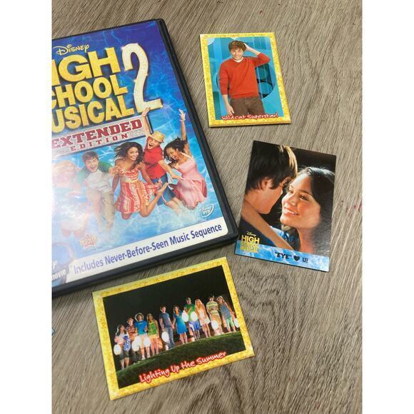Disney High School Musical 2‎ DVD Sing-Along 2007 + HSM Topps Trading Cards Vtg - Picture 4 of 8